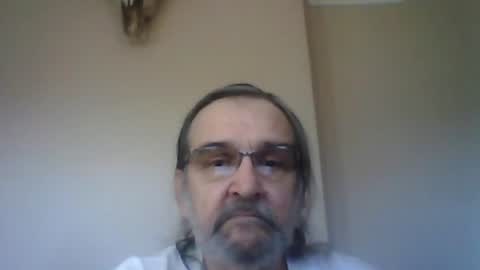 1valentine online show from 01-04-25, 03:39