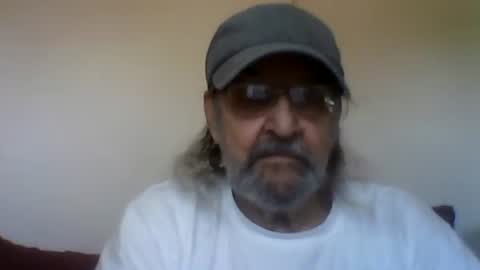 Snapshot of 1valentine chatting on 10-31-25, 07:04 1valentine online show from 10-31-25, 07:04