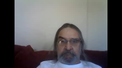 Snapshot of 1valentine chatting on 11-07-25, 06:52 1valentine online show from 11-07-25, 06:52