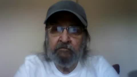 Snapshot of 1valentine chatting on 02-10-26, 06:01 1valentine online show from 02-10-26, 06:01