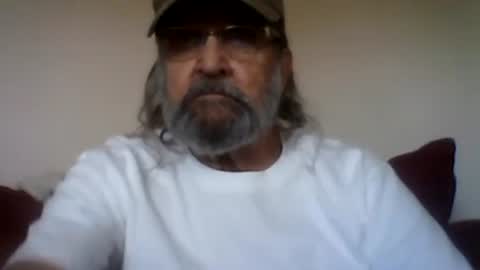 Snapshot of 1valentine chatting on 04-19-26, 08:00 1valentine online show from 04-19-26, 08:00