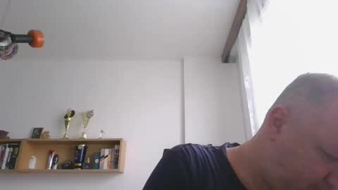 Snapshot of 1vaso chatting on 09-28-25, 06:52 1vaso online show from 09-28-25, 06:52