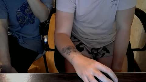 Snapshot of 1your_hot_girls chatting on 11-29-25, 08:34 1your_hot_girls online show from 11-29-25, 08:34