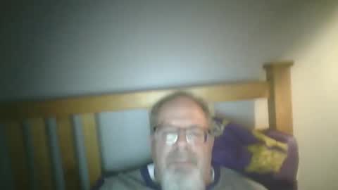 Snapshot of 2003dynawideglide chatting on 01-04-25, 03:50 2003dynawideglide online show from 01-04-25, 03:50