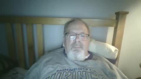 Snapshot of 2003dynawideglide chatting on 01-05-25, 02:49 2003dynawideglide online show from 01-05-25, 02:49