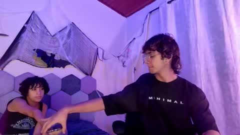 Snapshot of 2006_tgn chatting on 11-07-25, 12:05 2006_tgn online show from 11-07-25, 12:05