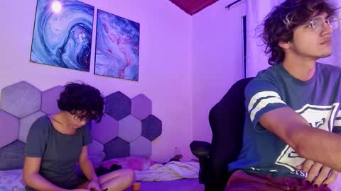 Snapshot of 2006_tgn chatting on 11-23-25, 12:16 2006_tgn online show from 11-23-25, 12:16