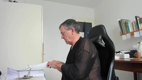 Henk online show from 02-27-25, 03:15