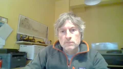 22esserre online show from 12-18-24, 02:49