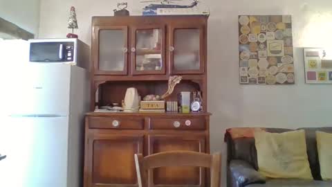 22esserre online show from 12-23-24, 01:13