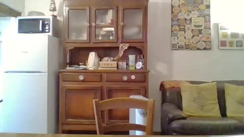 22esserre online show from 01-15-25, 03:29