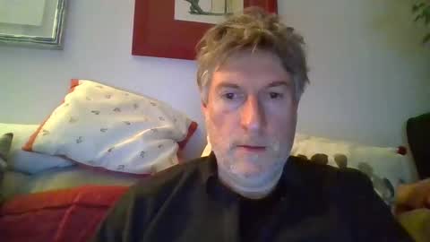 22esserre online show from 03-09-25, 09:03