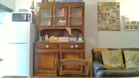 22esserre online show from 06-08-26, 11:21