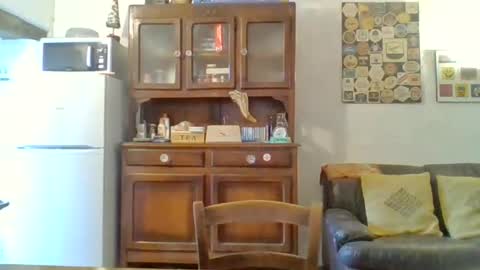 22esserre online show from 06-22-26, 11:51