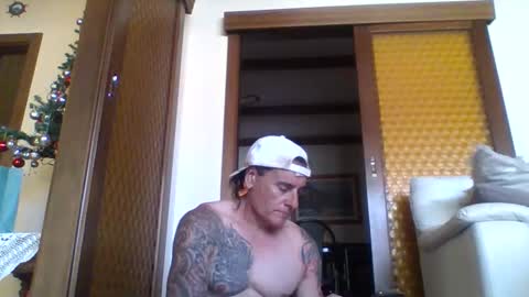 Snapshot of 23player chatting on 02-10-26, 02:04 23player online show from 02-10-26, 02:04