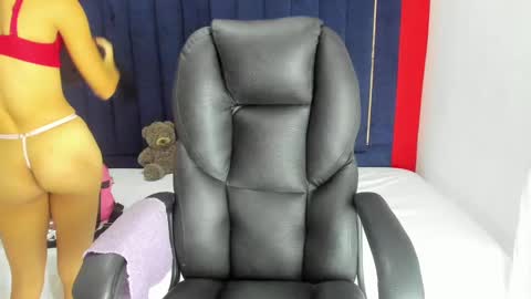 Isabella online show from 02-15-25, 11:17