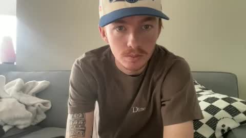 26sneakers online show from 10-26-25, 08:15