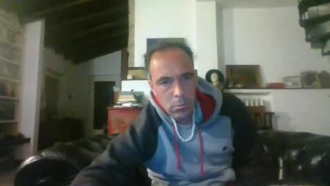 Snapshot of 27lv27 chatting on 06-14-26, 08:00 27lv27 online show from 06-14-26, 08:00