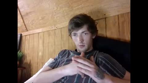 Snapshot of 27tnguy97 chatting on 03-09-26, 12:36 Matt online show from 03-09-26, 12:36