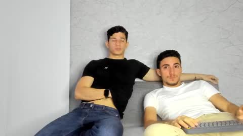 Snapshot of 2alexoconor chatting on 12-28-24, 09:19 2alexoconor online show from 12-28-24, 09:19