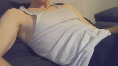 Snapshot of 2big2hype chatting on 01-08-25, 01:53 cheif online show from 01-08-25, 01:53