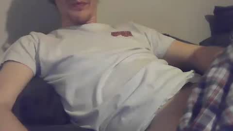 Snapshot of 2big2hype chatting on 01-14-25, 04:57 cheif online show from 01-14-25, 04:57