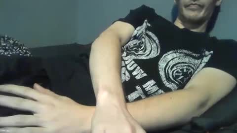 Snapshot of 2big2hype chatting on 10-15-25, 01:06 cheif online show from 10-15-25, 01:06