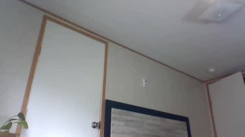 Snapshot of 2ccjbstar chatting on 02-14-25, 06:40 BlacJewels online show from 02-14-25, 06:40