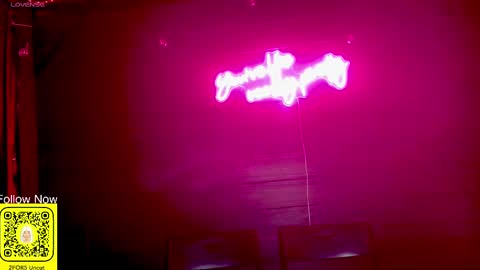 Snapshot of 2for5uncut chatting on 09-17-25, 05:09 RR UnCut online show from 09-17-25, 05:09