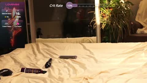 Snapshot of 2photogs_raw chatting on 02-27-25, 02:21 2photogs_raw online show from 02-27-25, 02:21