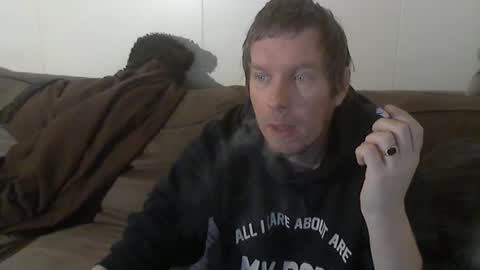 Snapshot of 2small4you83 chatting on 03-06-25, 02:09 2small4you83 online show from 03-06-25, 02:09