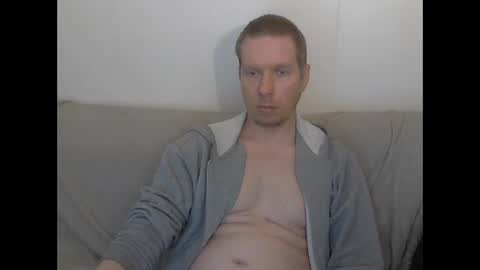 Snapshot of 2small4you83 chatting on 02-24-26, 11:30 2small4you83 online show from 02-24-26, 11:30