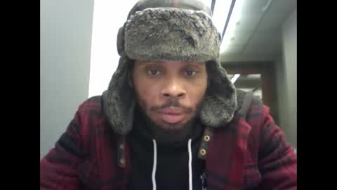 Snapshot of 2watchcock chatting on 02-06-25, 12:43 Str8 Edge online show from 02-06-25, 12:43