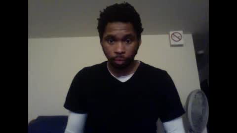 Snapshot of 2watchcock chatting on 09-10-25, 10:59 Str8 Edge online show from 09-10-25, 10:59