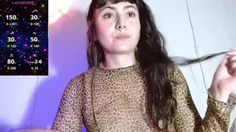 Snapshot of 333w4zh1n3 chatting on 07-13-26, 07:49 Eva online show from 07-13-26, 07:49