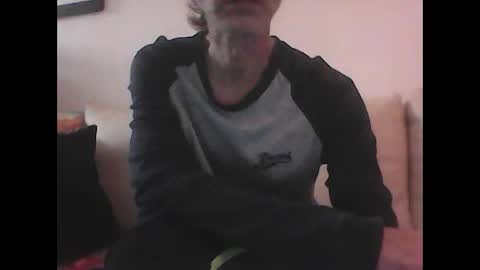 Snapshot of 34colombiano34 chatting on 05-31-26, 08:43 34colombiano34 online show from 05-31-26, 08:43