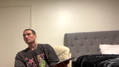 Snapshot of 369sovereign chatting on 12-17-25, 07:47 369sovereign online show from 12-17-25, 07:47