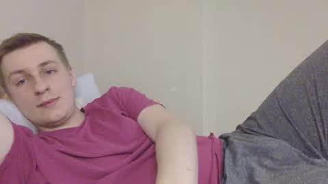 Snapshot of 3andy3 chatting on 11-21-25, 07:51 Andy online show from 11-21-25, 07:51