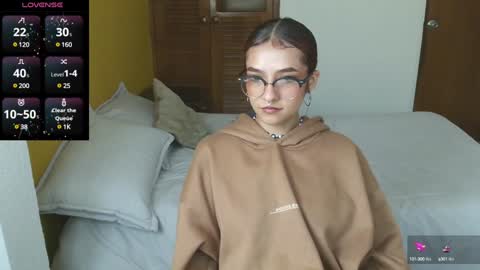 Snapshot of 3badweed3 chatting on 01-23-25, 02:07 Sam online show from 01-23-25, 02:07