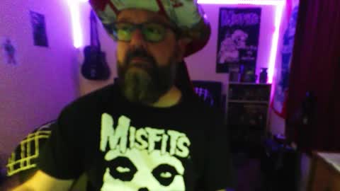 Snapshot of 3ndlessmike chatting on 11-16-25, 11:21 3ndlessmike online show from 11-16-25, 11:21