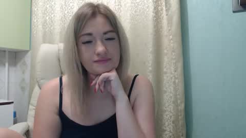 3sweetcandy3 online show from 11-05-25, 11:49