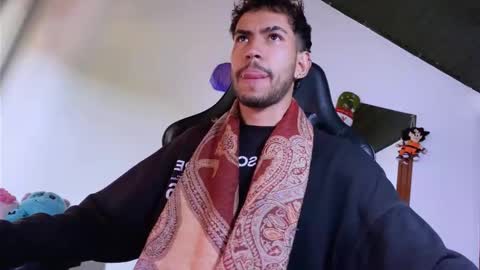 E V I L online show from 12-15-25, 07:40