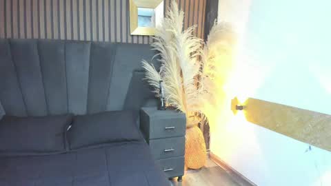 3X NAXAA online show from 04-12-26, 01:38