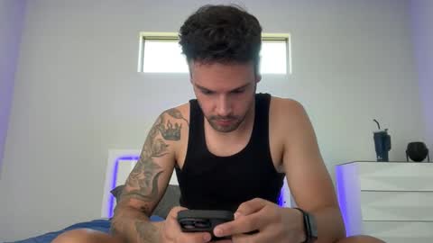 Snapshot of 3xxxjason chatting on 11-08-25, 06:07 3xxxjason online show from 11-08-25, 06:07