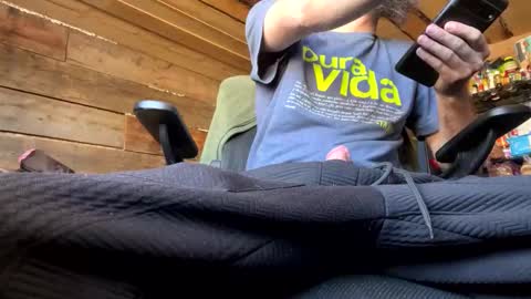 Snapshot of 420alwayshard chatting on 11-15-25, 07:32 420alwayshard online show from 11-15-25, 07:32