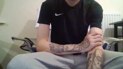 420feetloverr420 online show from 10-26-25, 11:31