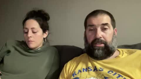 Snapshot of 420kc_couple chatting on 10-17-25, 01:31 KC420Couple online show from 10-17-25, 01:31