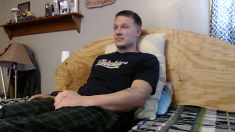 Snapshot of 420st chatting on 09-27-25, 06:57 font size 3 FUN WITH DICK AND MARY JANEfont online show from 09-27-25, 06:57