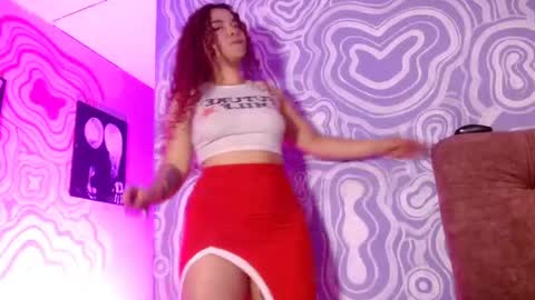 Snapshot of 420viol3ta_ chatting on 05-17-26, 01:36 Violeta online show from 05-17-26, 01:36