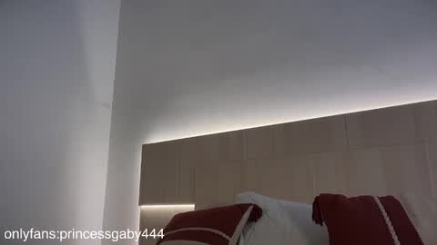 Gabriela  online show from 09-09-25, 04:39